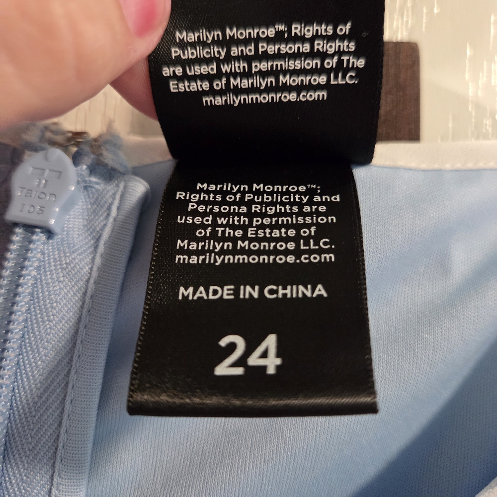 NWOT Torrid X Marilyn Monroe Pleated Tiered Dress- Size 24 (READ DESCRIPTION) - Picture 11 of 12